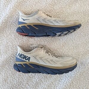Hoka Clifton 7